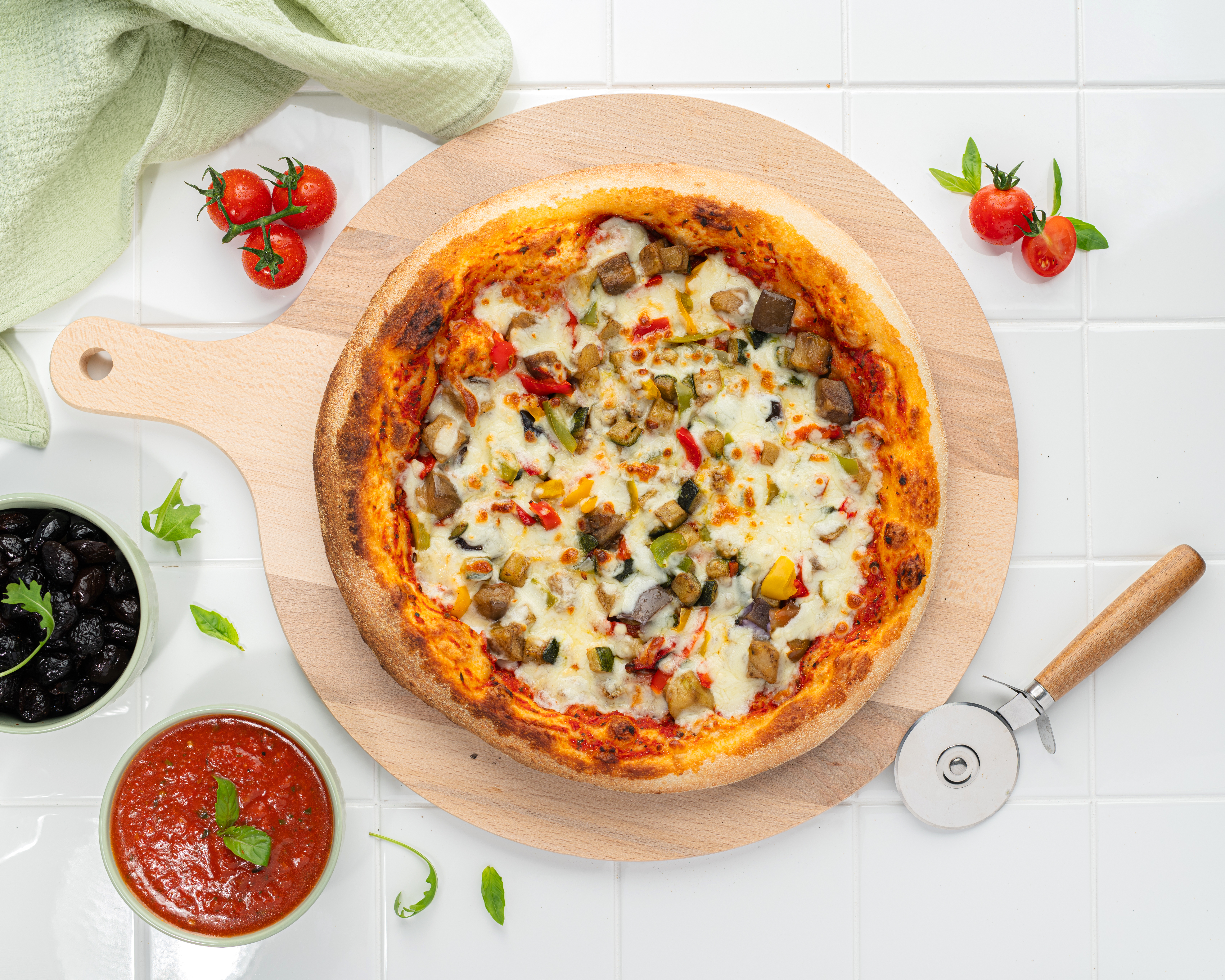 Pizza végétarienne La Verde Fornello24, aux légumes frais et mozzarella, disponible 24h/24 à Pessac